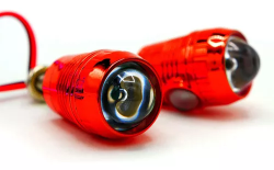 FARO AUXILIAR LED LUPA TIPO CILINDRO C/ ESTROBO COLOR ROJO
