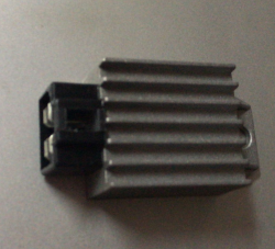 REGULADOR RECTIFICADOR P/ ELITE 80 VENTO ZIP 50