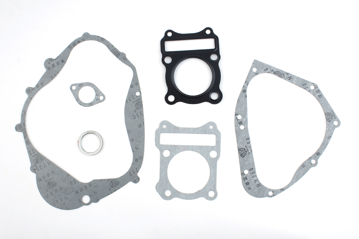 EMPAQUES DE MOTOR P/ EN 125-HU