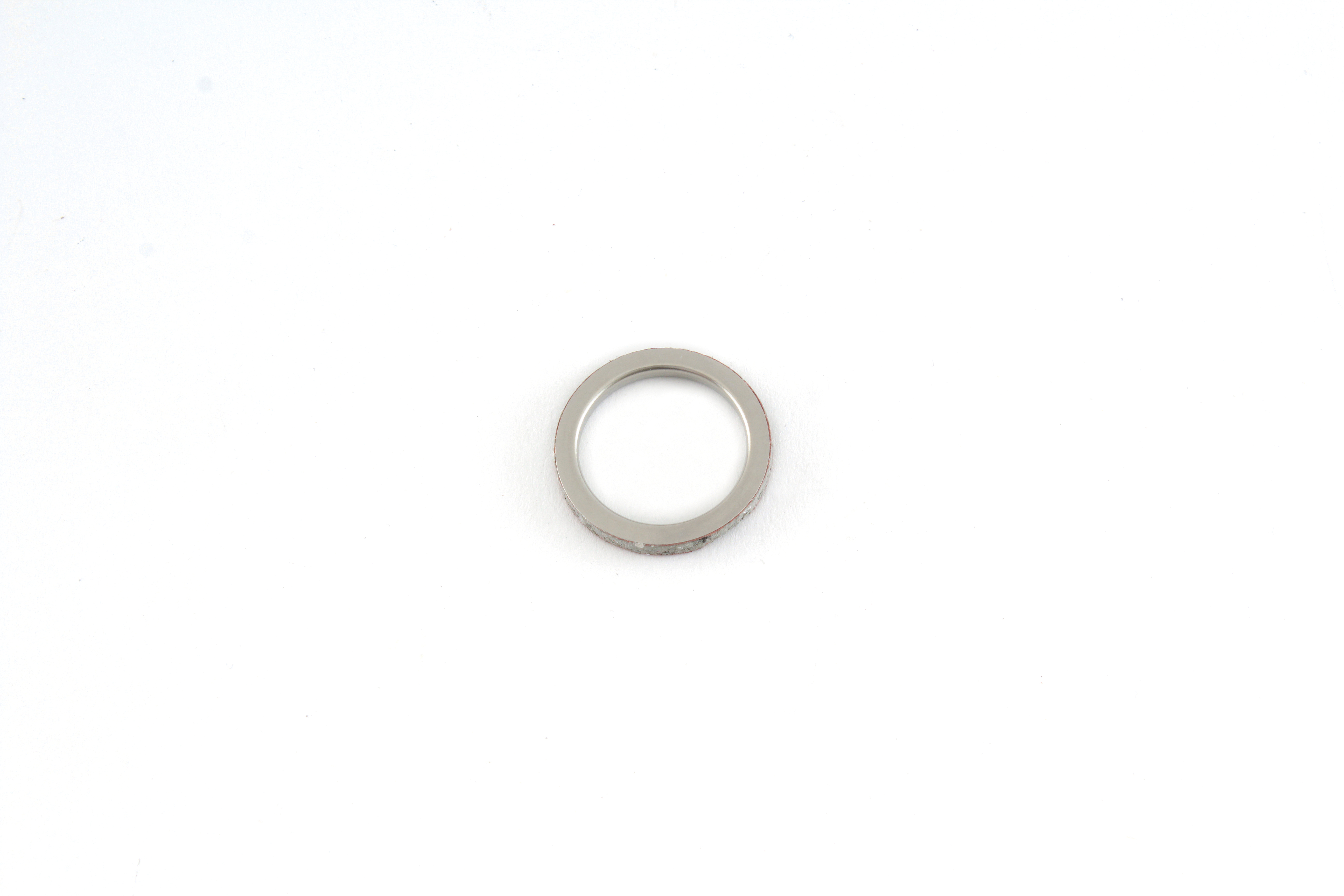 EMPAQUE DE ESCAPE P/ CS 125 DS 125 DS 150 WS 150 GTS 175 DONITA