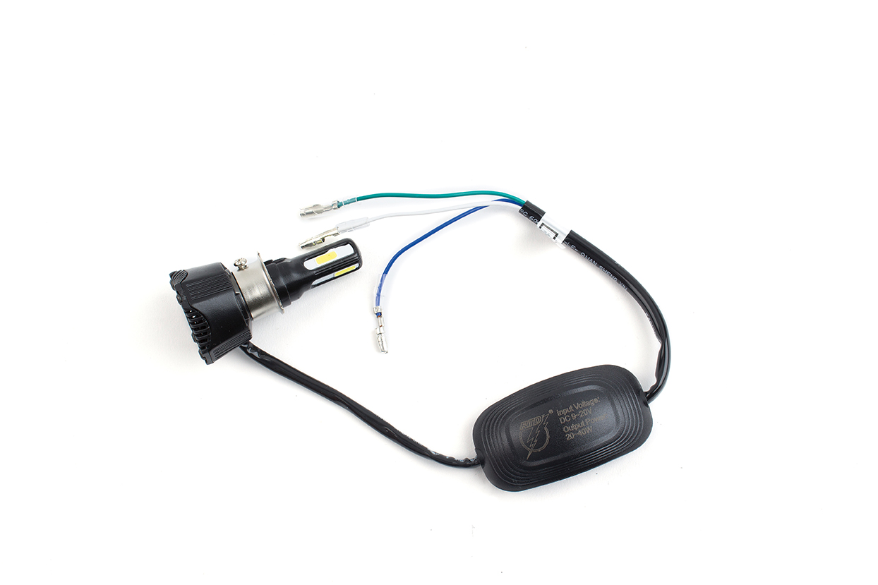 FOCO LED RT-M02H 40W UNIVERSAL (3 ADAPTADORES CORRIENTE DIRECTA)