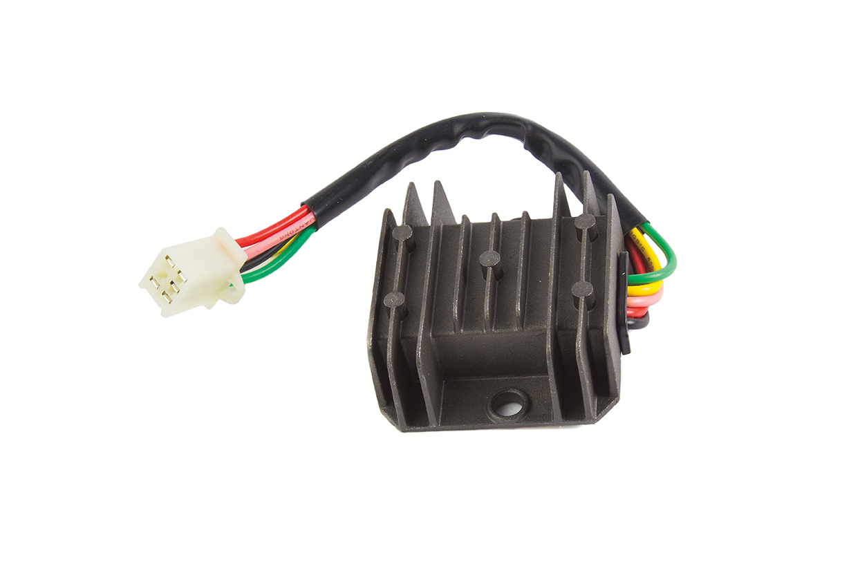 REGULADOR RECTIFICADOR P/ FT 125 FT 150 5 PUNTAS MACHO