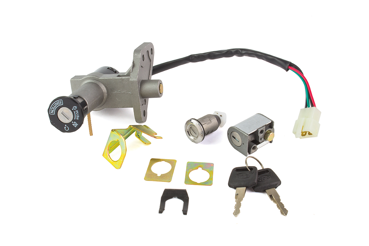 SWITCH ENCENDIDO P/ DS 125 DS 150 GTS 175 (INCLUYE CERRADURAS) CHAPA