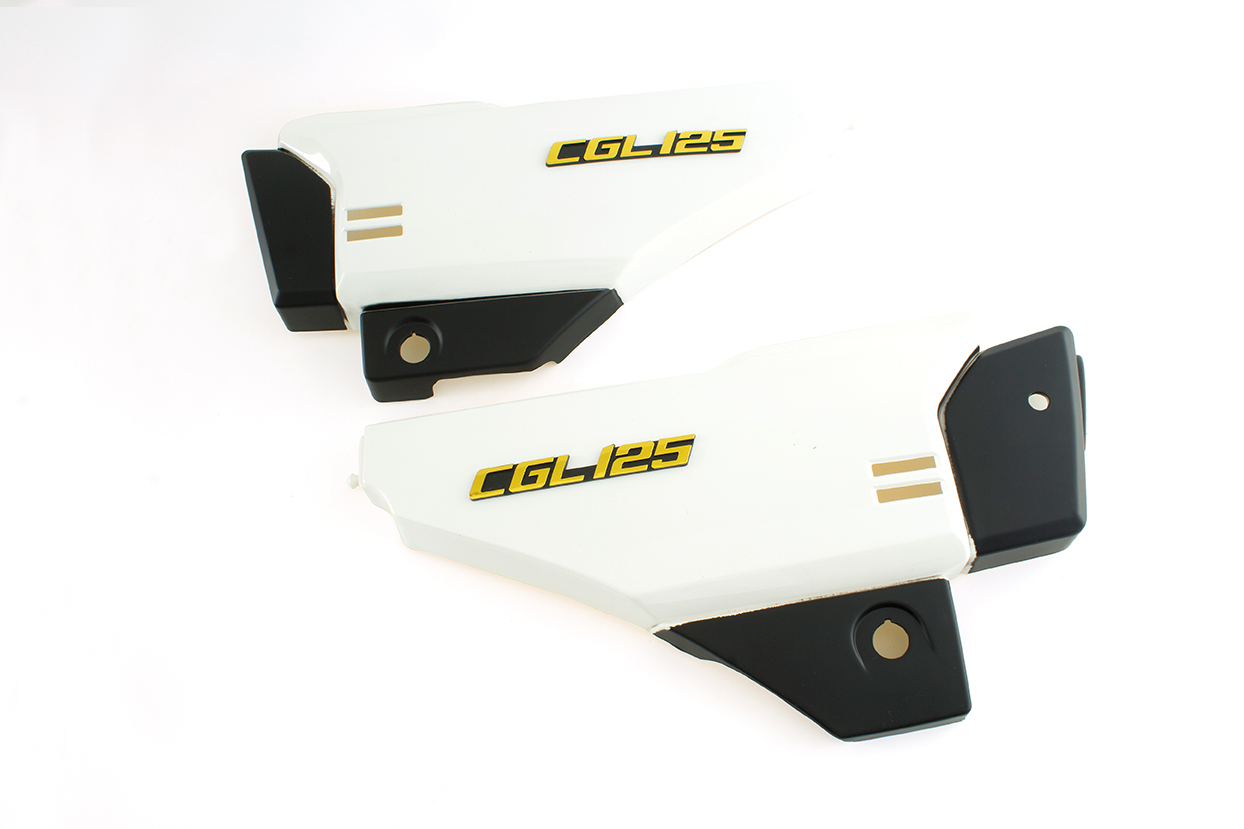 CUBIERTAS LATERALES P/ CGL 125 TOOL COLOR BLANCO TAPA